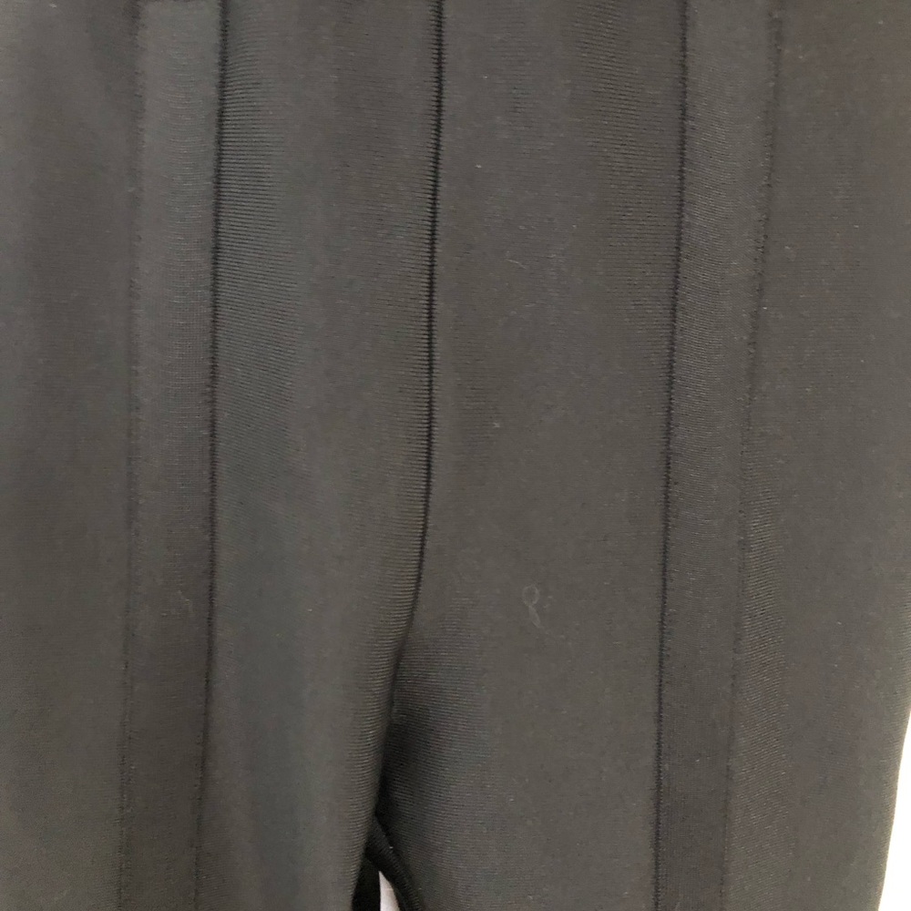 Black Sleeveless Jumpsuit - Picture 7 of 16
